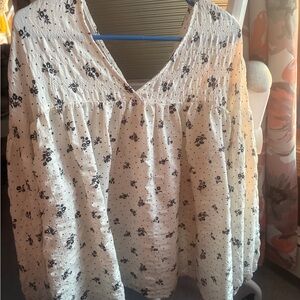 Ces Femme White Floral V-Neck Peasant Blouse